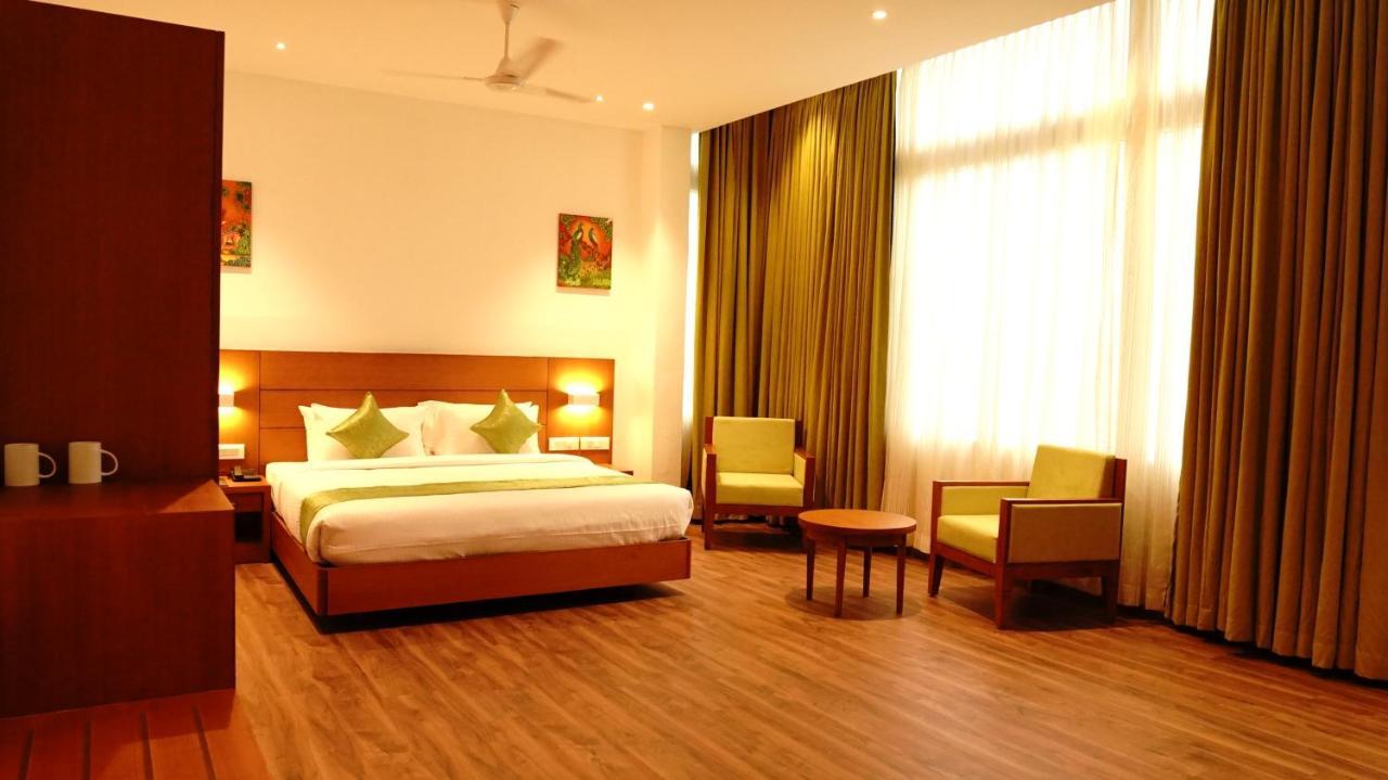 Dass Regency Thrissur Exterior photo